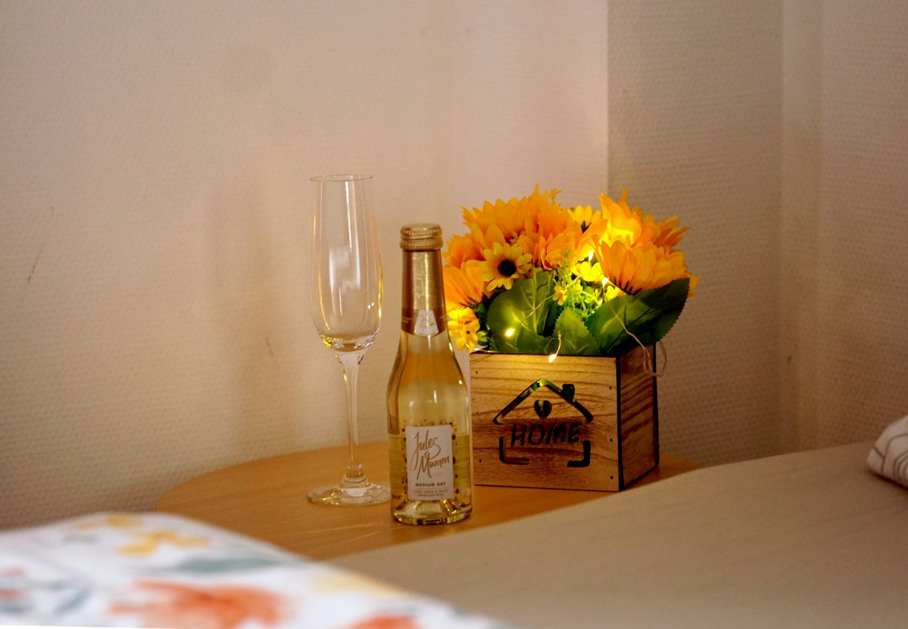 Ferienwohnung in Krummhörn - Herzmuschel -  Kaminofen/Whirlpool/Terrasse