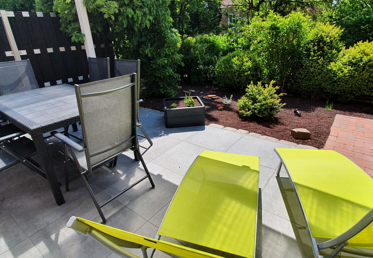 Ferienwohnung in Krummhörn - Kamin Apartment-Terrasse/Garten/Hunde Willkommen