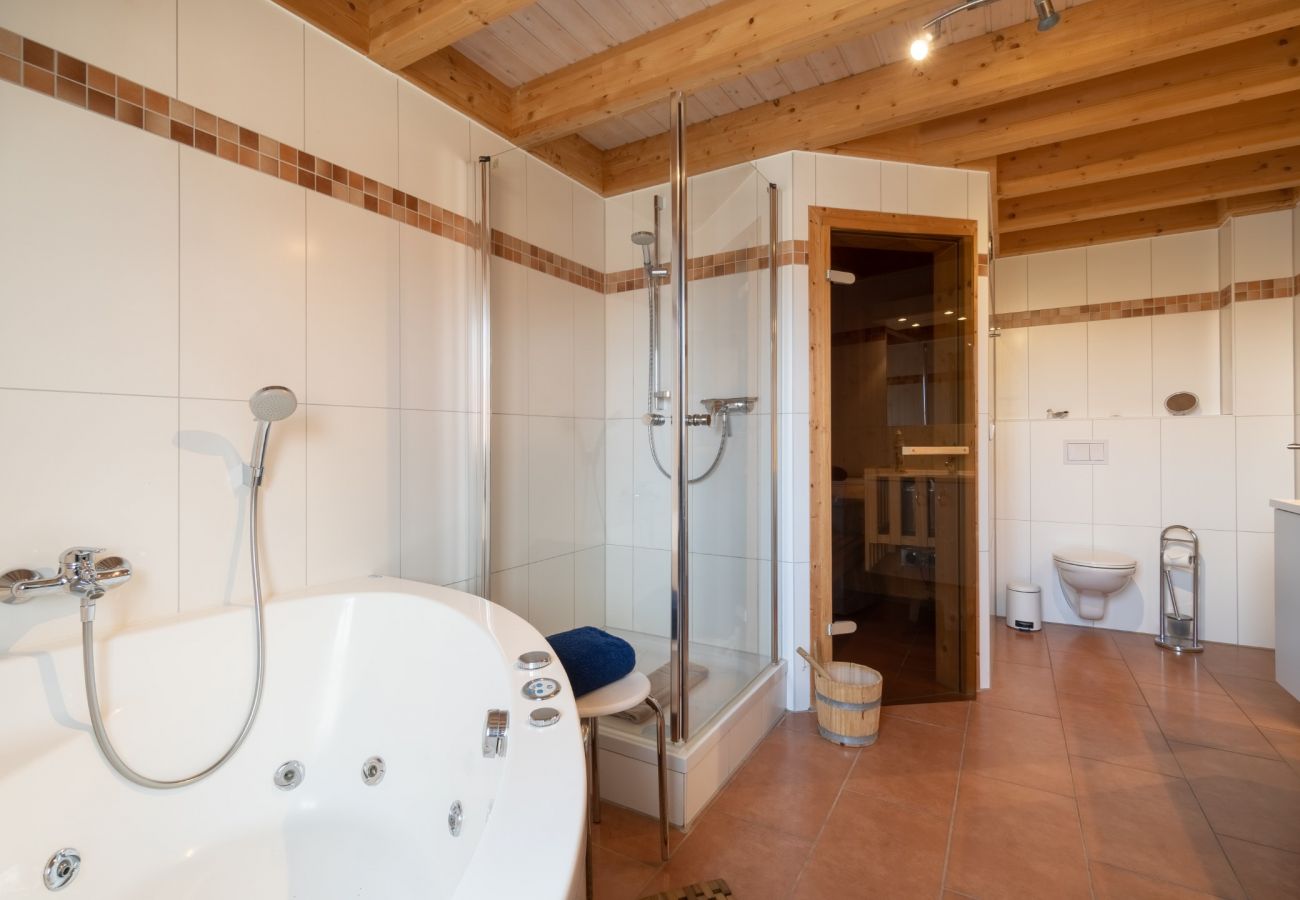 Ferienwohnung in Krummhörn - Kapitänskoje-Sauna/WPool/Kaminofen/Hunde Willkomme