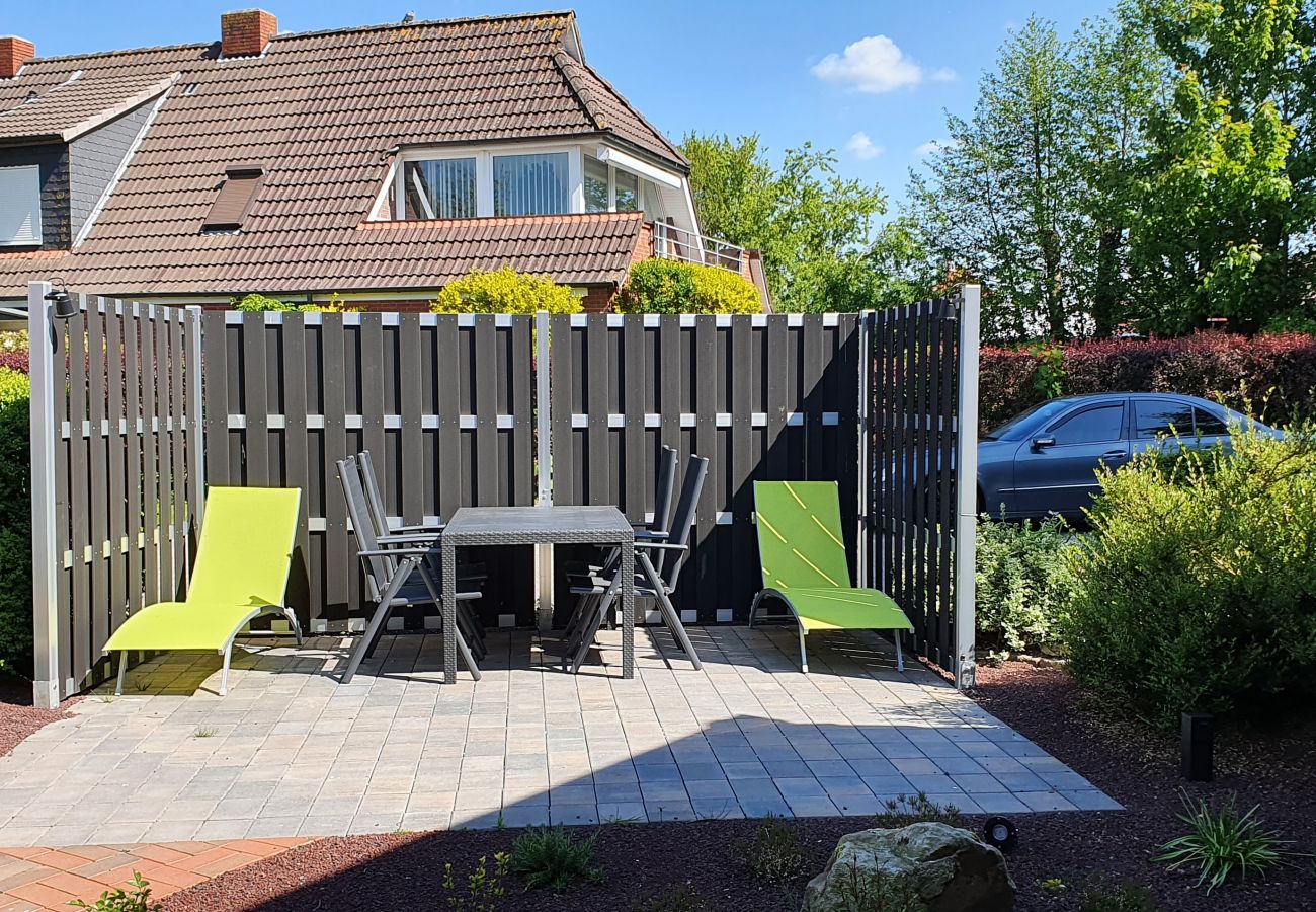 Ferienwohnung in Krummhörn - Kaiser Apartment-Terrasse/Garten/Hunde Willkommen