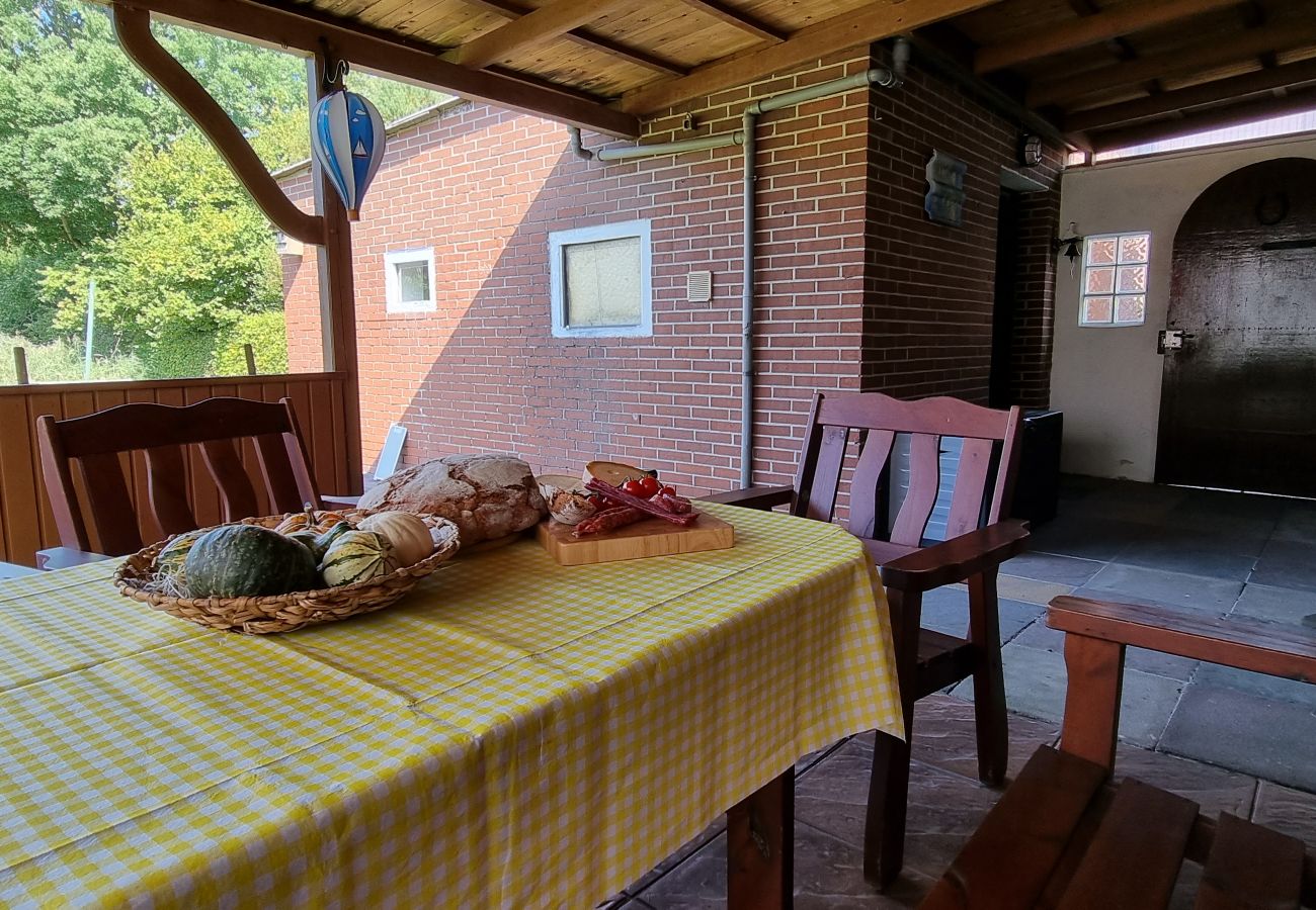 Ferienhaus in Krummhörn - Haus Dori- Terrasse/Garten/Hunde willkommen