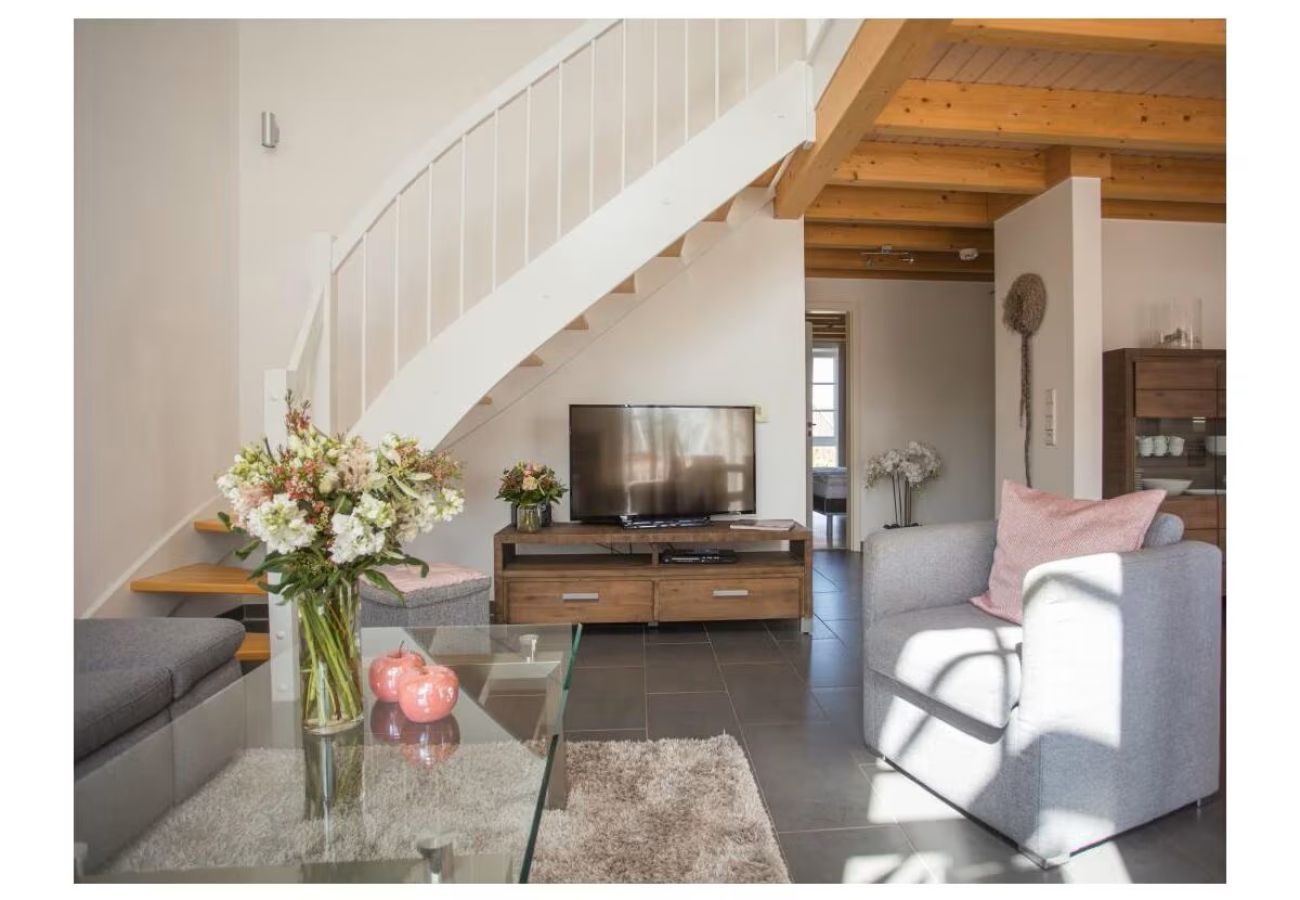 Ferienwohnung in Greetsiel - Hellinghus Sauna,Wpool,Kaminofen, Hunde willko Ferienwohnung in Greetsiel - Hellinghus Sauna,Wpool,Kaminofen, Hunde willko