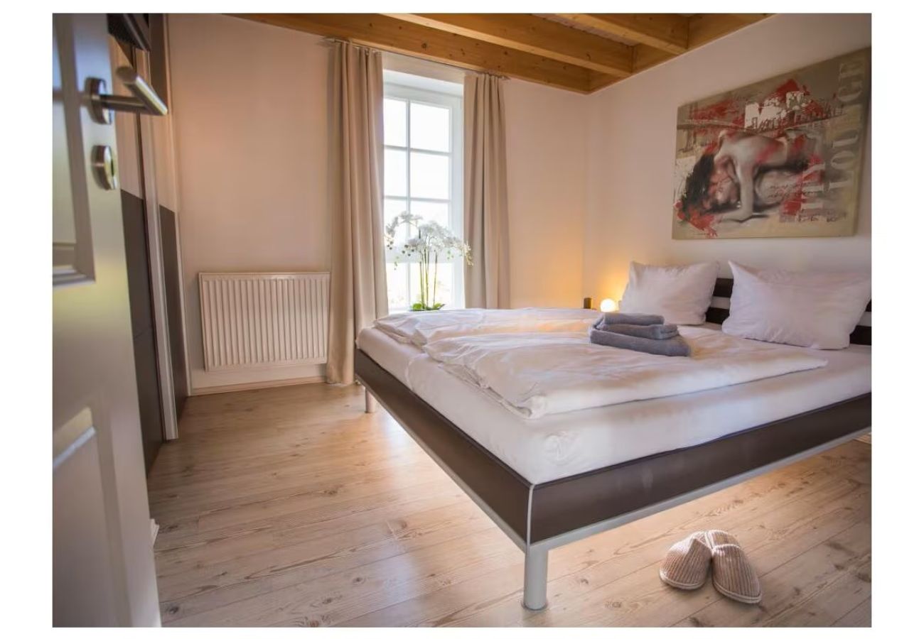 Ferienwohnung in Greetsiel - Hellinghus Sauna,Wpool,Kaminofen, Hunde willko Ferienwohnung in Greetsiel - Hellinghus Sauna,Wpool,Kaminofen, Hunde willko