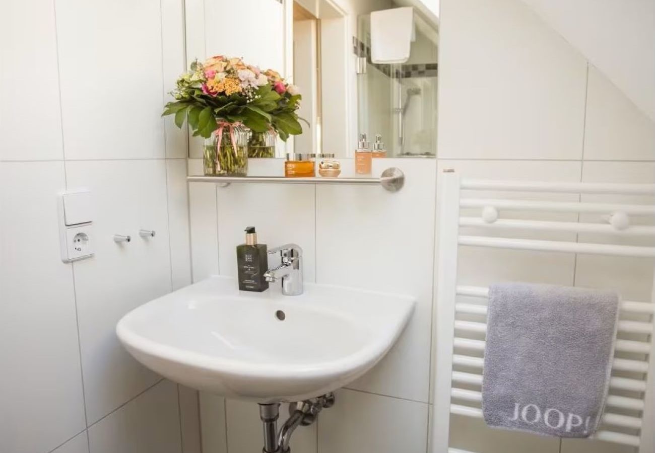 Ferienwohnung in Greetsiel - Hellinghus Sauna,Wpool,Kaminofen, Hunde willko Ferienwohnung in Greetsiel - Hellinghus Sauna,Wpool,Kaminofen, Hunde willko